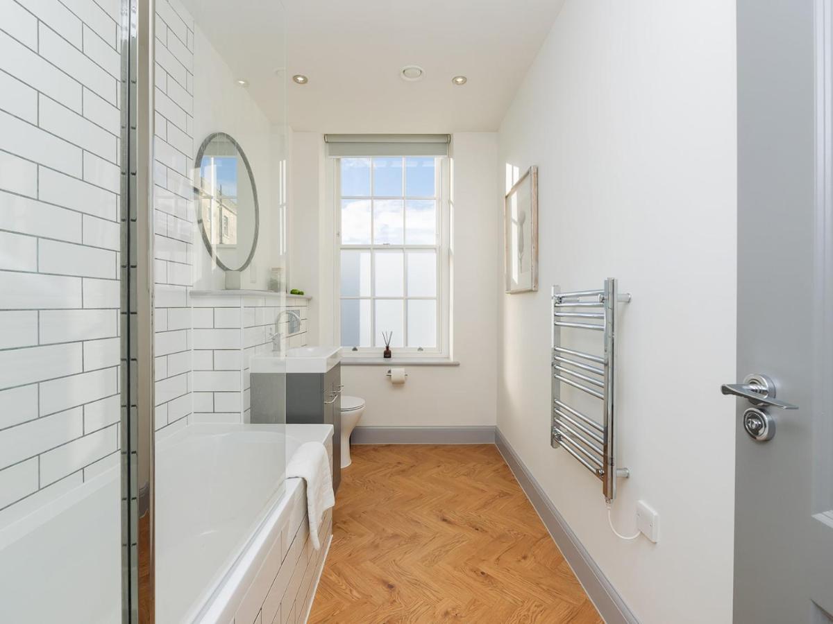 Apartmán Pass The Keys Stunning 2 Bed Retreat In The Heart Of Bath Exteriér fotografie